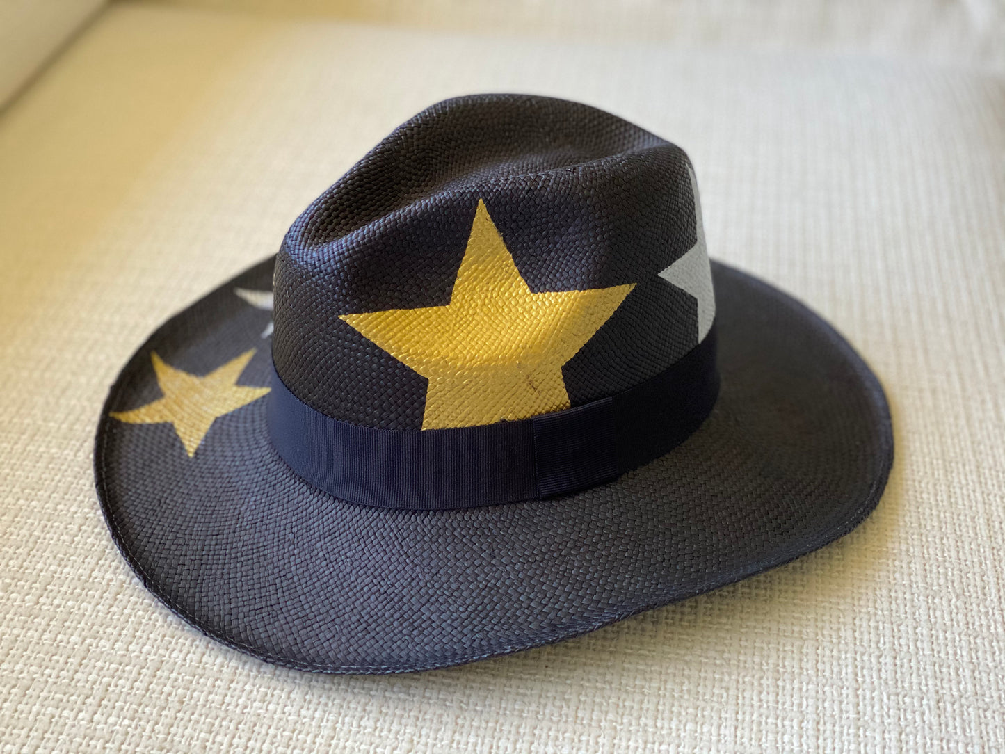 BLACK WITH GOLD STARS HAT