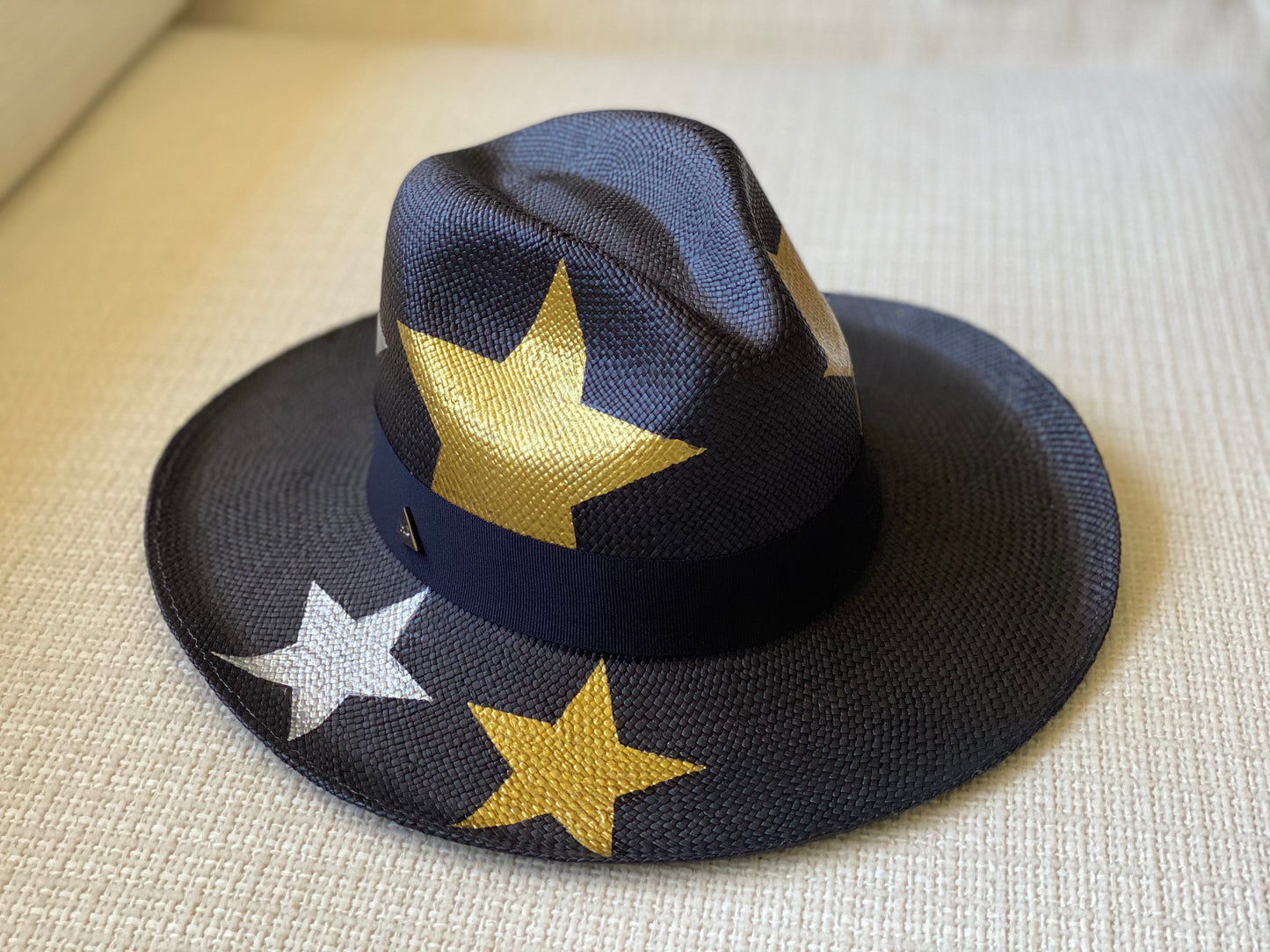 BLACK WITH GOLD STARS HAT