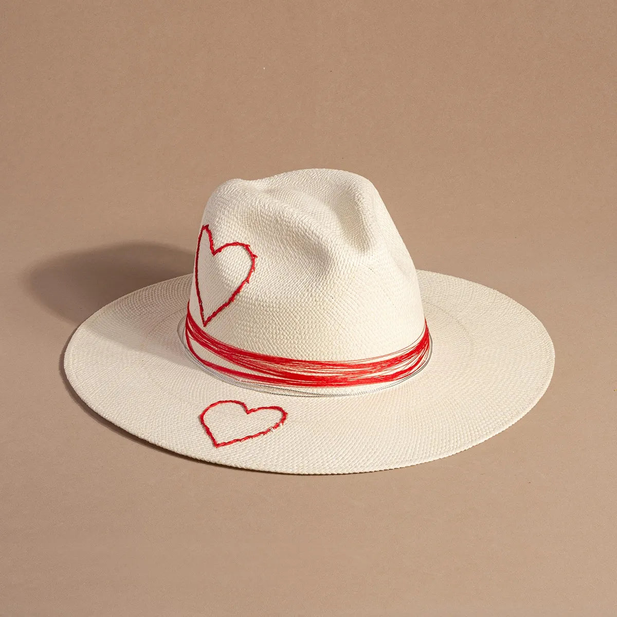 NATURAL WITH RED HEARTS HAT